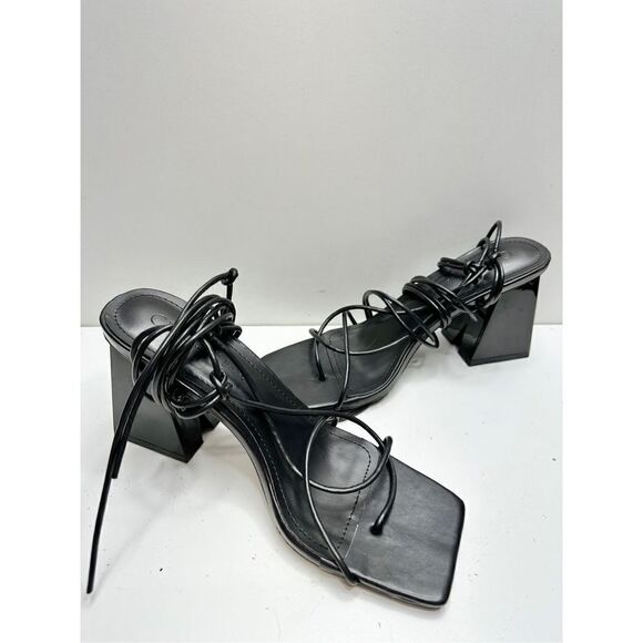 Wild Diva Sandals Womens Size 9 Black Wraparound Square Toe Heels - Picture 4 of 7